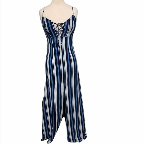 Show Me Your Mumu Layton Lace Up Maxi Blue Medium‎ - Picture 2 of 16